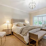4 Bed In Middlesbrough Oc-96213 Holiday home