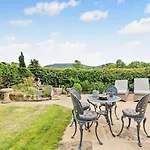 4 Bed In Middlesbrough Oc-96213 Holiday home Great Broughton
