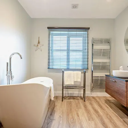 4 Bed In 96213 펜션 그레이트브라우톤