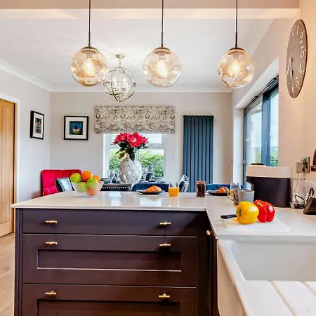 4 Bed In Middlesbrough Oc-96213 Great Broughton