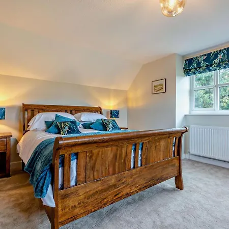 4 Bed In Middlesbrough Oc-96213