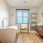 4 Bed In Middlesbrough Oc-96213 Great Broughton