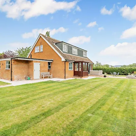 4 Bed In Middlesbrough Oc-96213 * Great Broughton