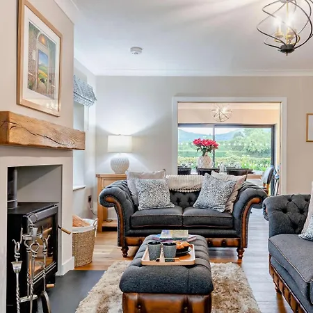 4 Bed In Middlesbrough Oc-96213 * Great Broughton