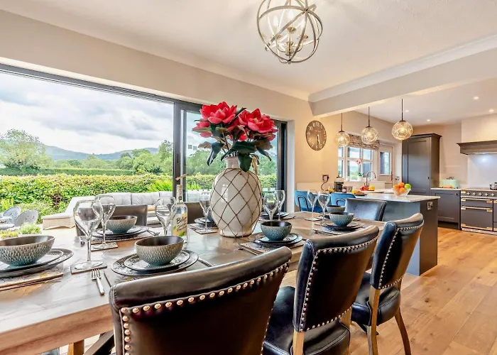 Hébergement de vacances 4 Bed In Middlesbrough Oc-96213 *