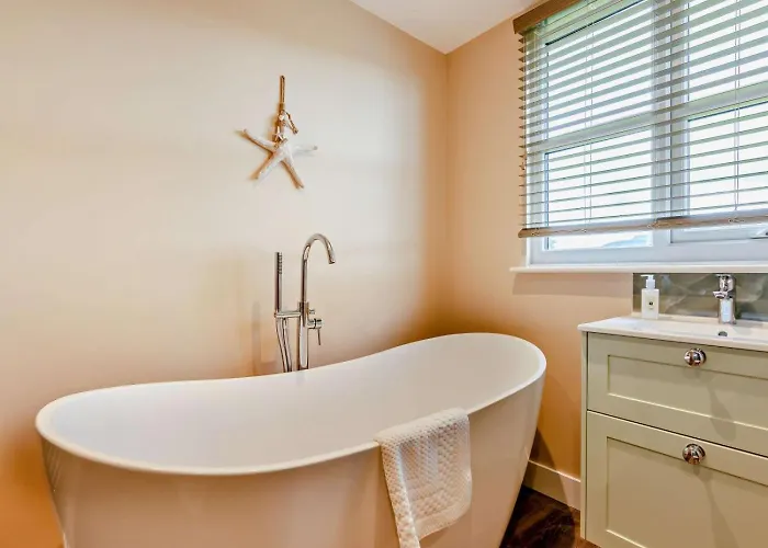 4 Bed In Middlesbrough Oc-96213 Hébergement de vacances